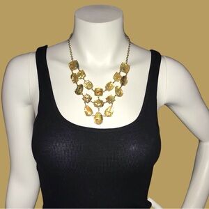 Elegant Gold Statement Necklace